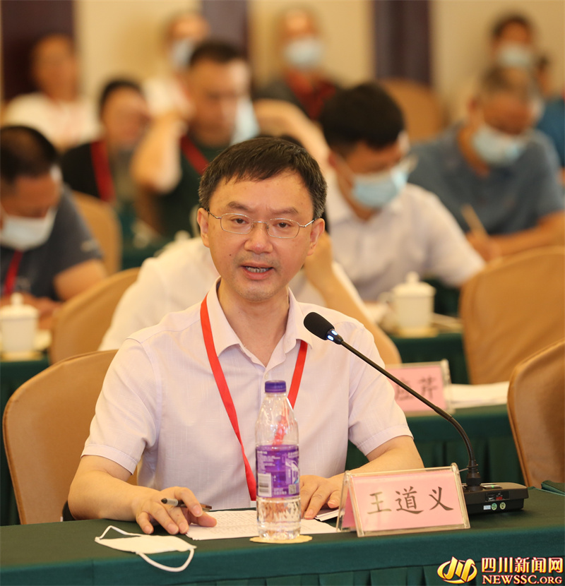 中国书协理事，省书协驻会副主席、秘书长 王道义.jpg