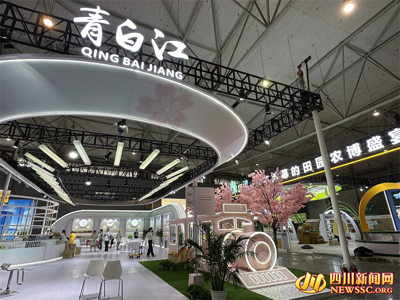 展会现场 2.jpg